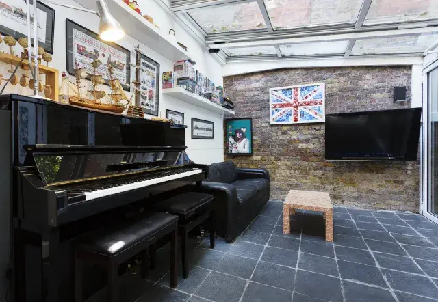Drayson Mews, holiday home in Kensington, London