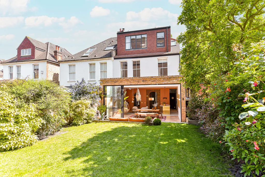 Hadley Gardens, holiday home in Chiswick, London