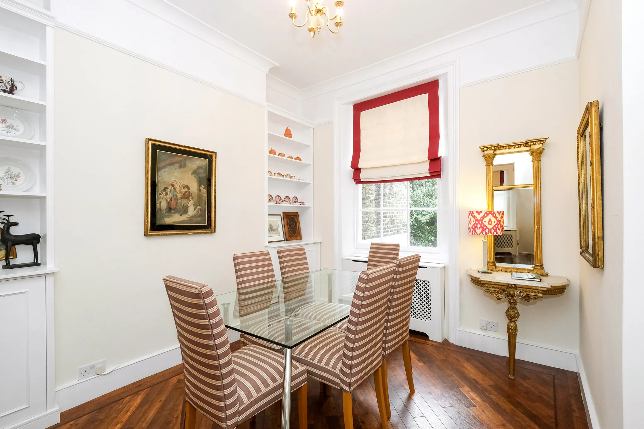 Winchester Street, holiday apartment in Pimlico, London
