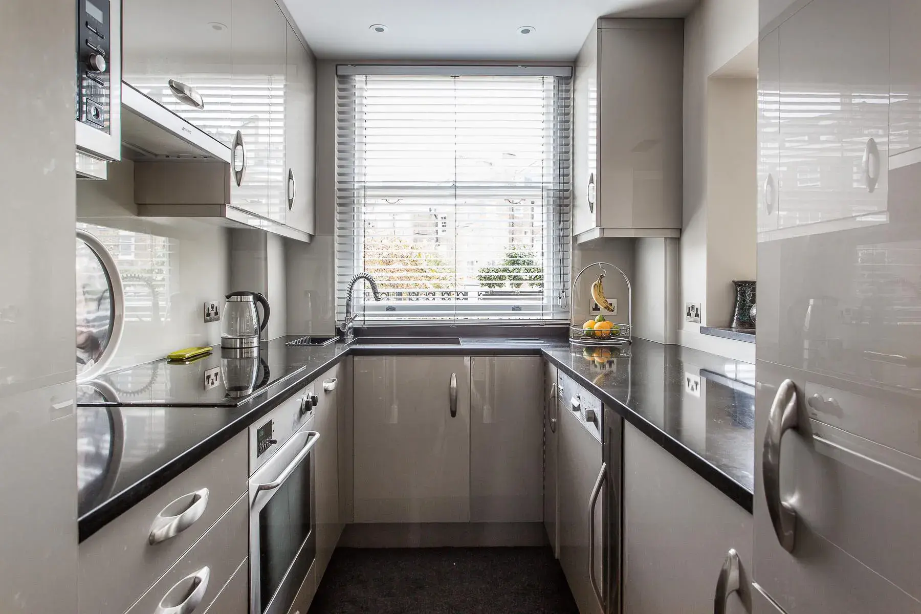 Castellain Road, holiday home in St Johns Wood, London