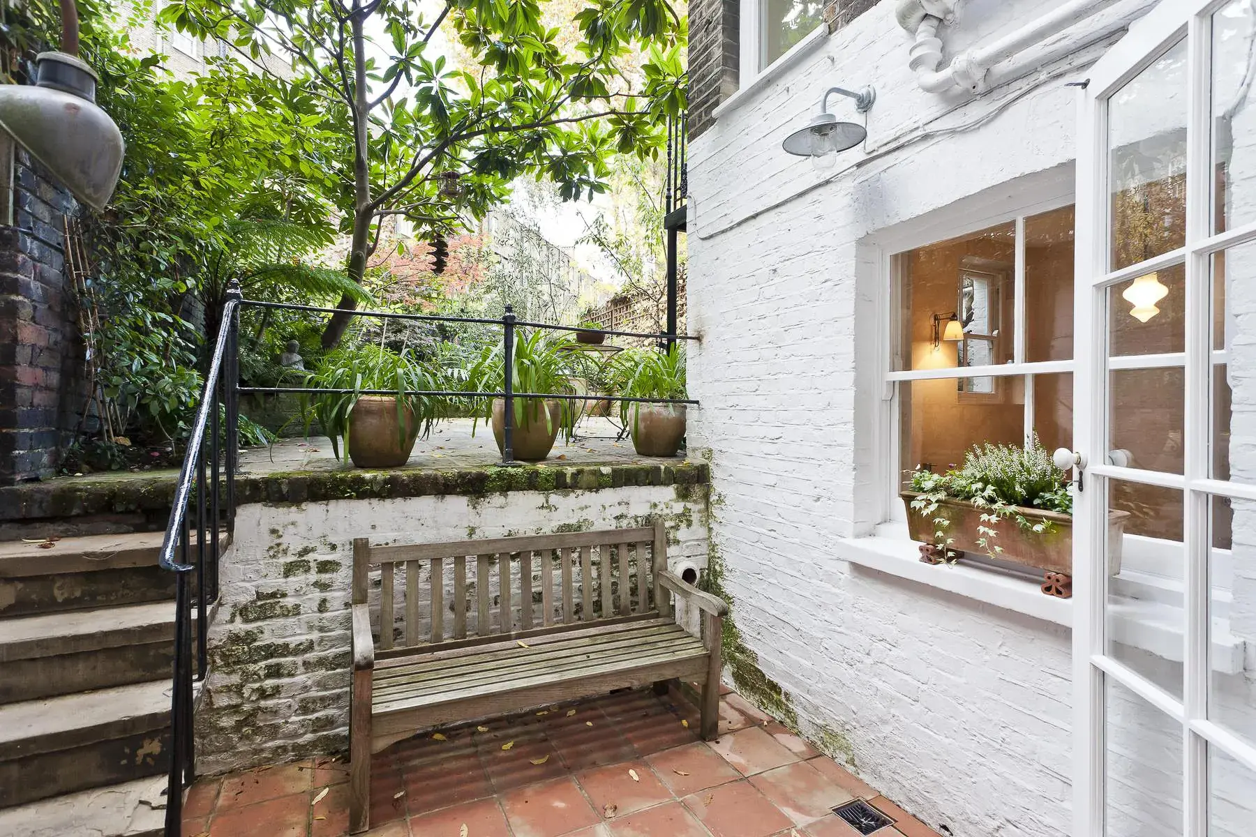 Gloucester Crescent, holiday home in Camden, London