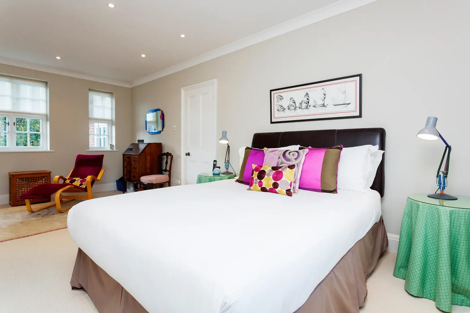 Corringham Road, holiday home in Hampstead, London