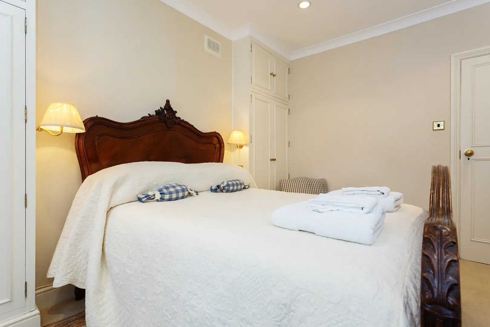 Haarlem Road, holiday home in Hammersmith, London