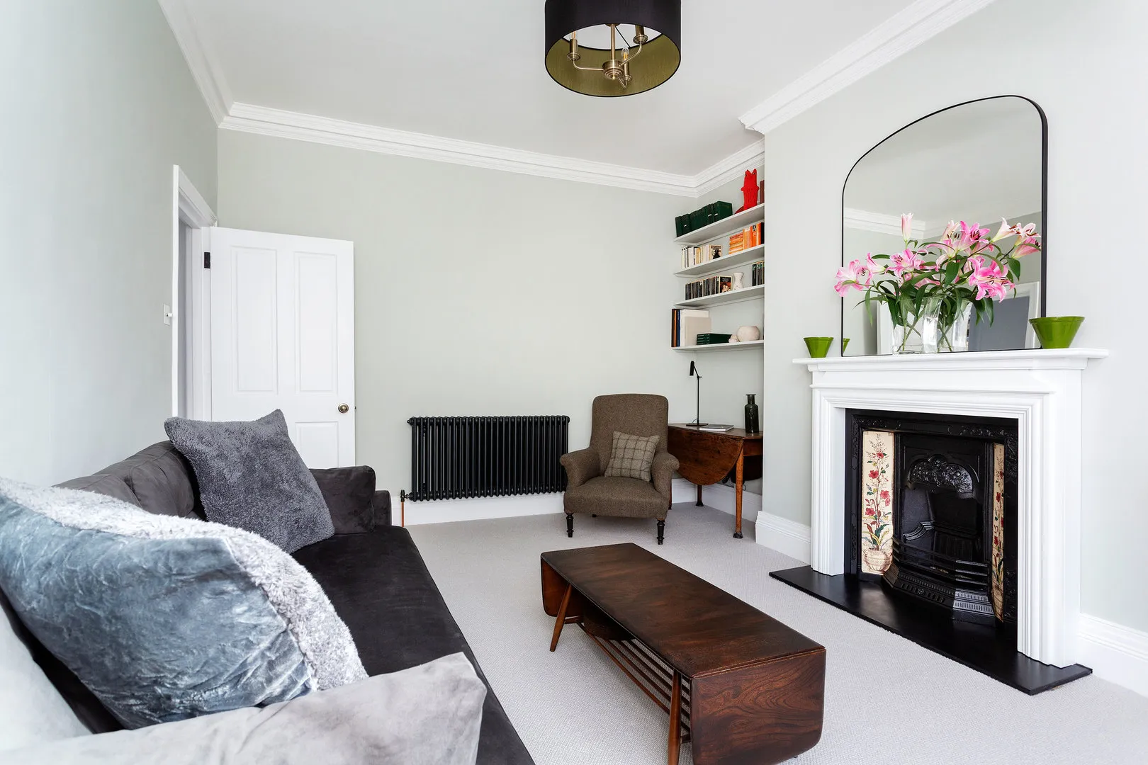 Elsynge Road, holiday home in Clapham, London