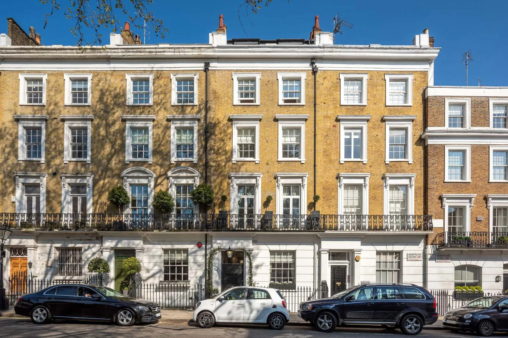 Montpelier Square, holiday home in Knightsbridge, London