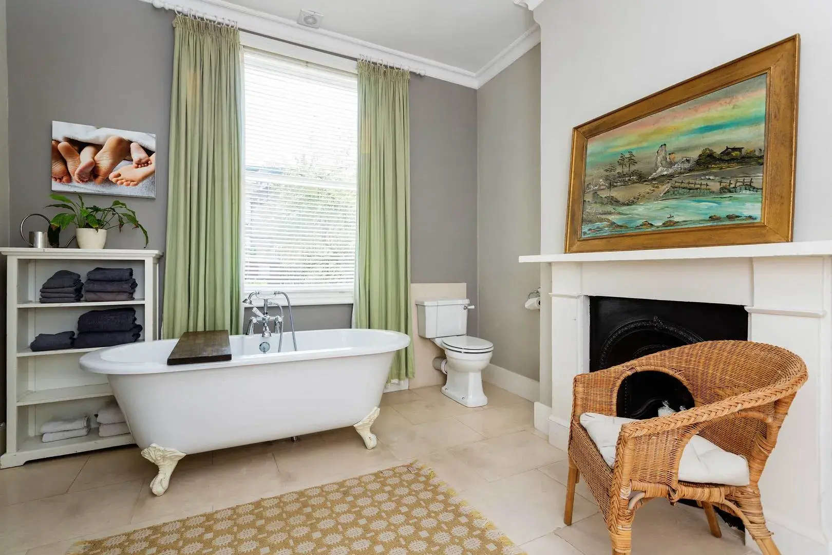 Saltram Crescent, holiday home in London