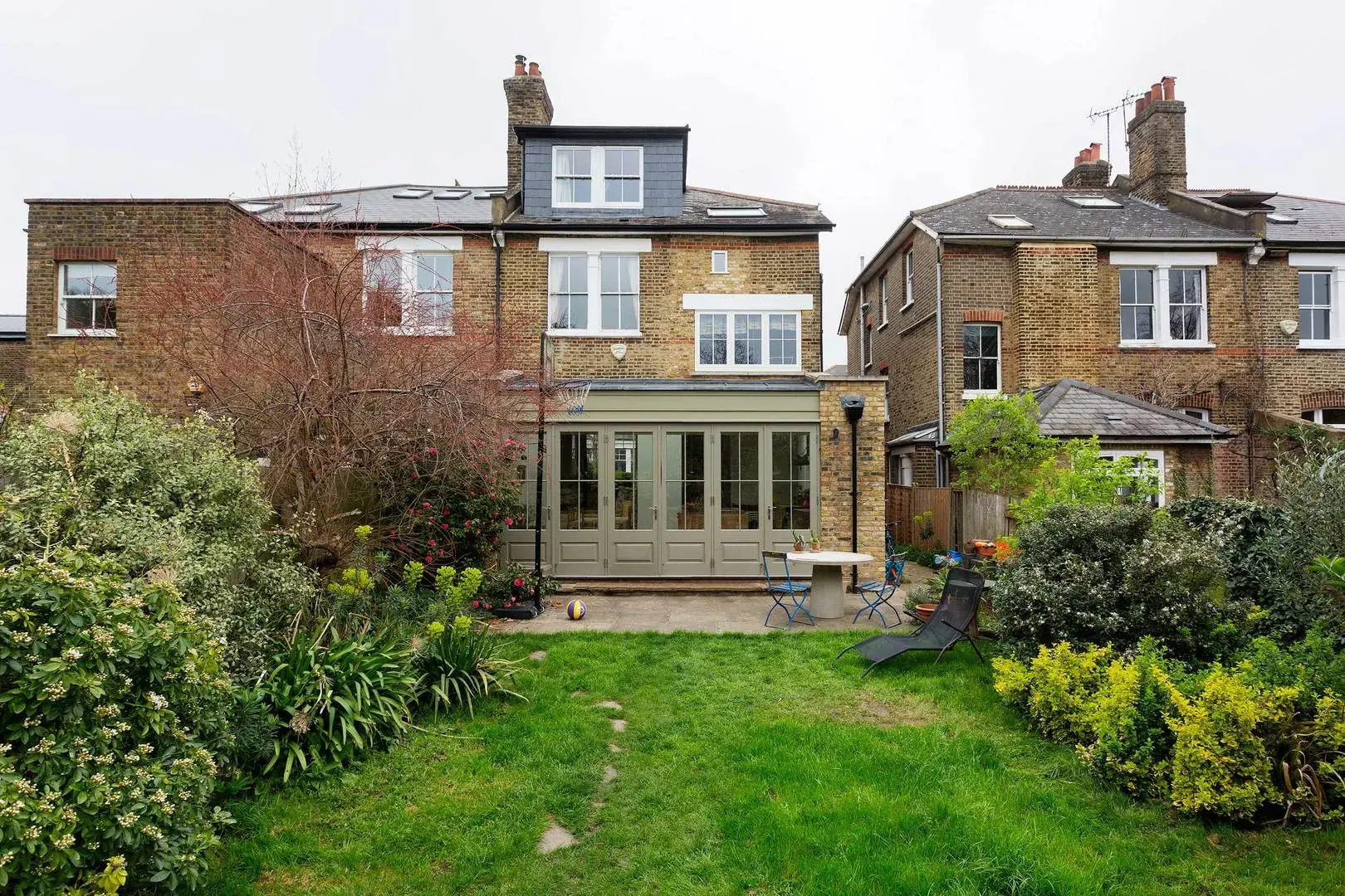 Gatcombe Road, holiday home in London